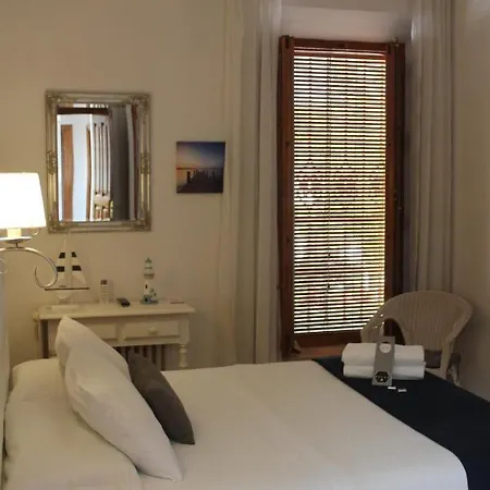 Bed & Breakfast , Granada *